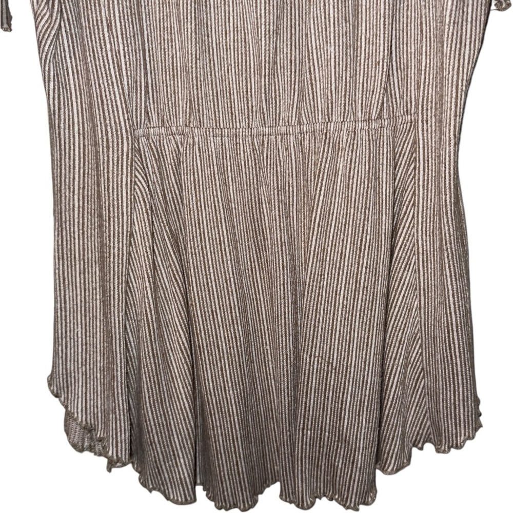 10/$35-𝐒𝐔𝐆𝐀𝐑 𝐅𝐎𝐗 𝐒𝐓𝐑𝐈𝐏𝐏𝐄𝐃 𝐓𝐀𝐍 𝐖𝐇𝐈𝐓𝐄 𝐏𝐑𝐄𝐓𝐓𝐘 𝐓𝐎𝐏 - Picture 4 of 7